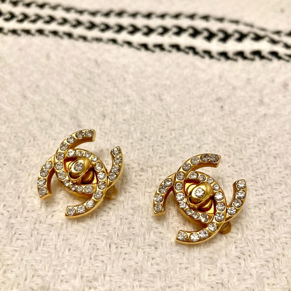 SOLD Authentic vintage Chanel rhinestone turnlock earrings